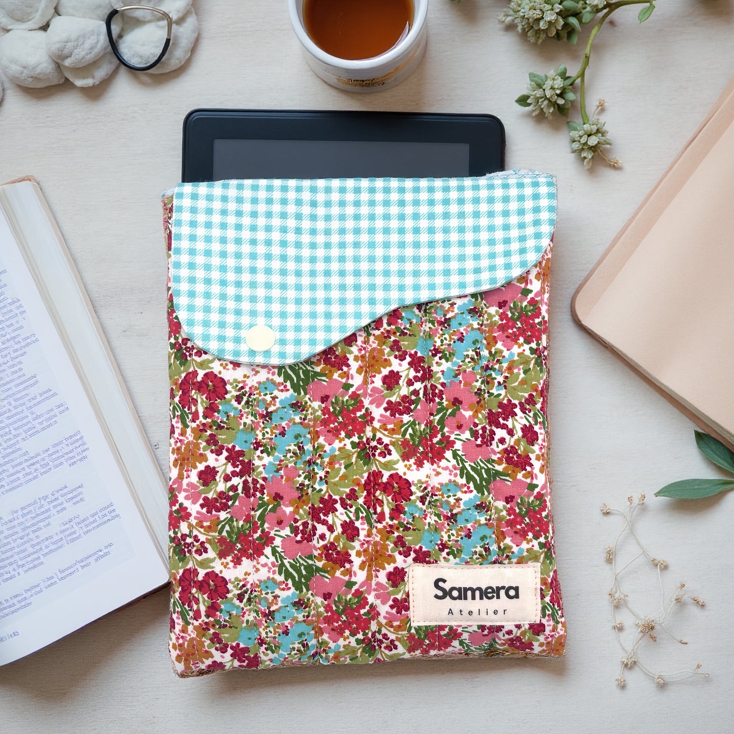Red floral Quilted Cotton Kindle Sleeve - Padded E-Reader Case