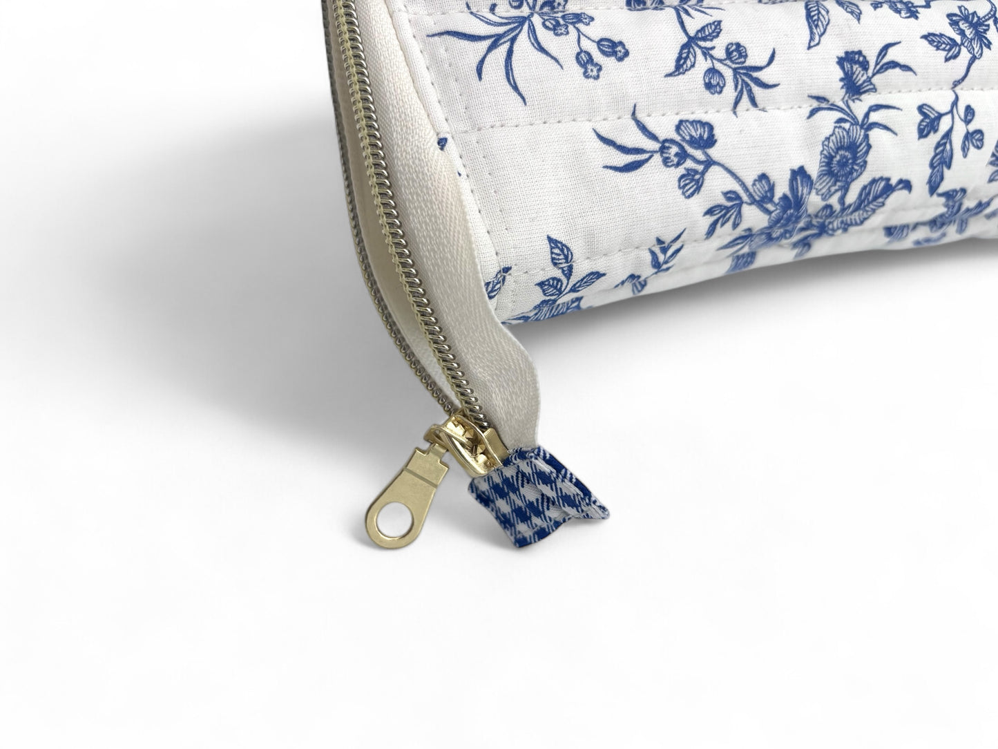 Blue Bird Quilted Laptop Sleeve - Padded Case (14 to 17 inch)