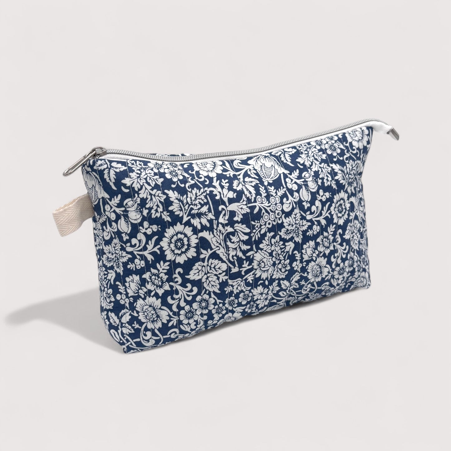 White flowers Quilted Cotton Wash Bag - Toiletry Pouch