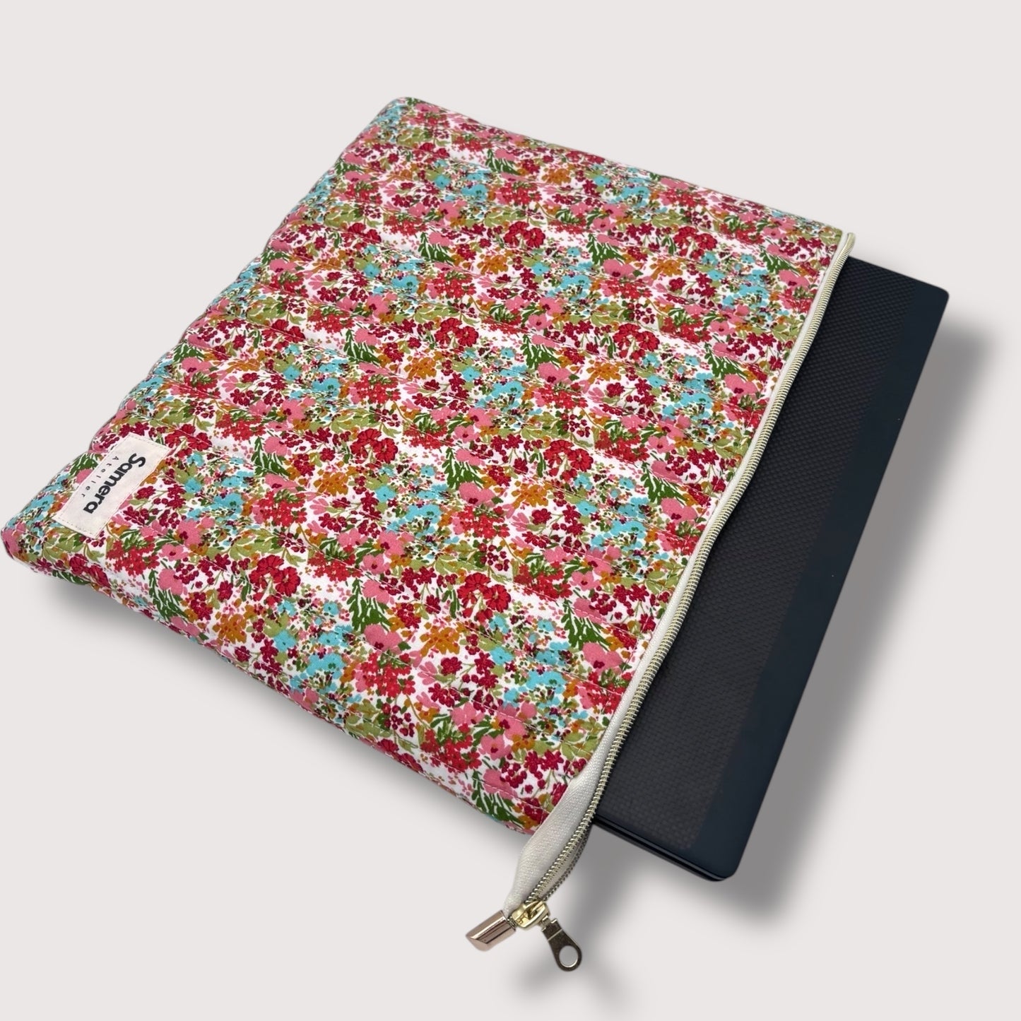 Ruby floral Quilted Laptop Sleeve - Padded Case (14 to 17 inch)