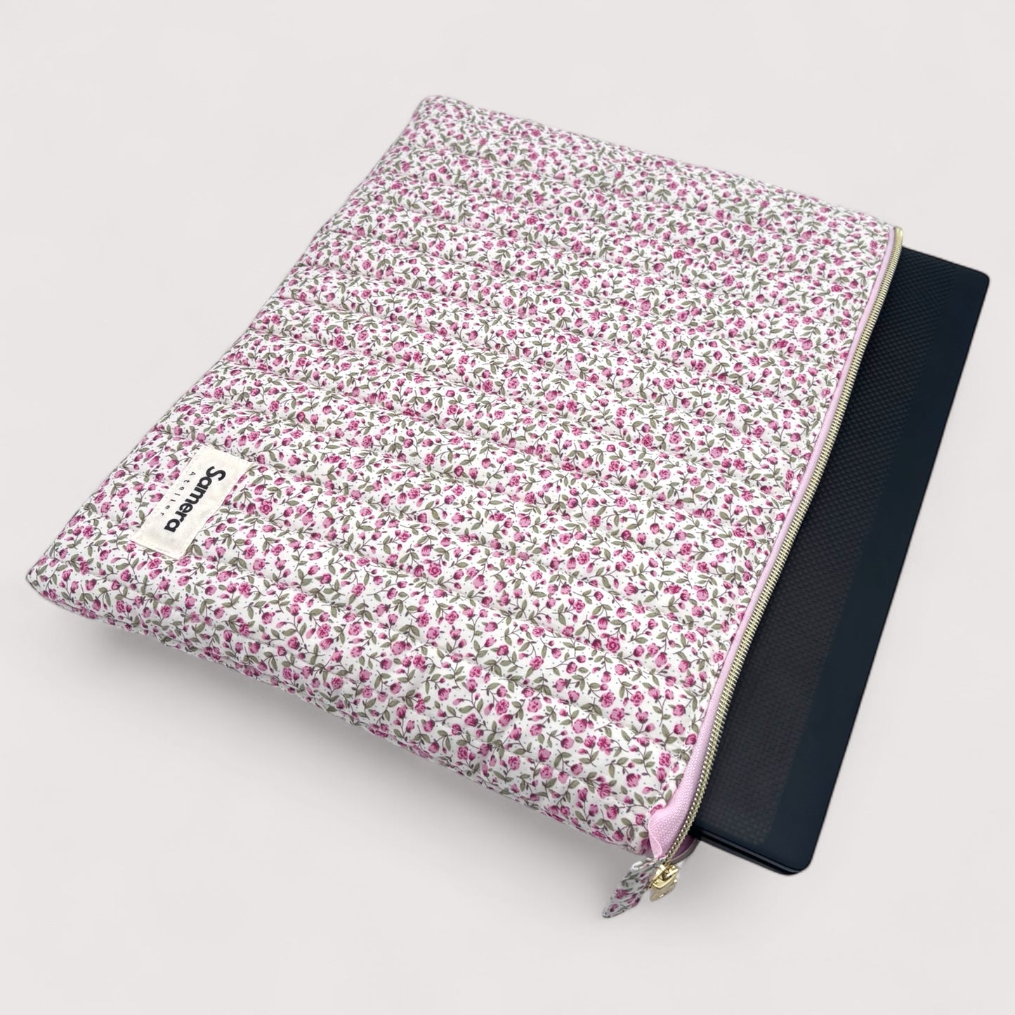 Dainty Pink Quilted Laptop Sleeve - Padded Case (14 to 17 inch)
