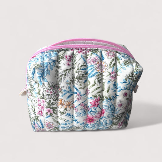 Medium Light Garden boxy makeup bag