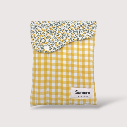 Cute buttercup Gingham Quilted Cotton Kindle Sleeve - Padded E-Reader Case